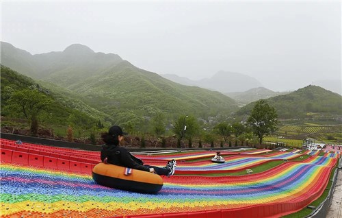 杭州彩虹滑草场
